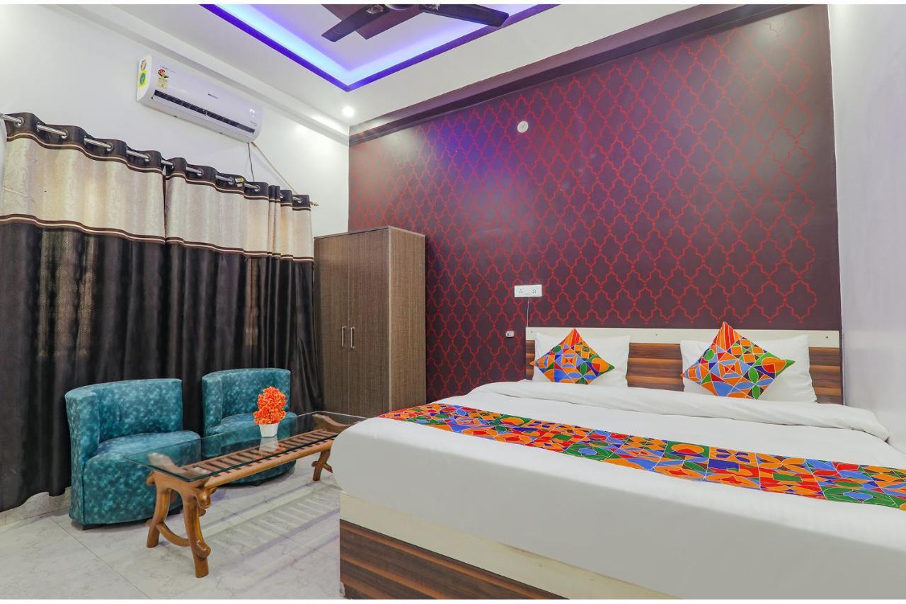 Отель Fabexpress Ss Grand Banthra Sikandarpur Экстерьер фото