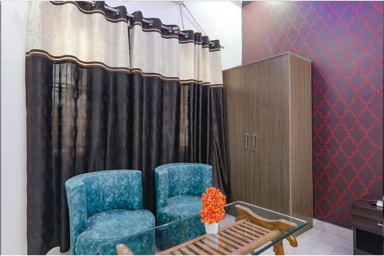 Отель Fabexpress Ss Grand Banthra Sikandarpur Экстерьер фото